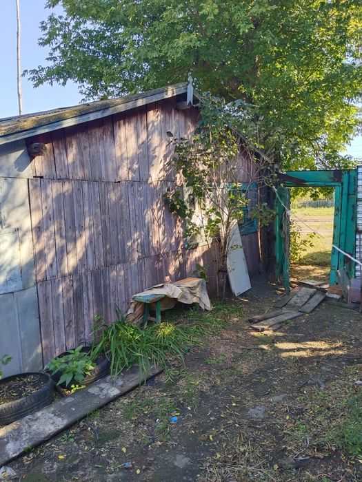 Продам землянку в поселке Владимировка