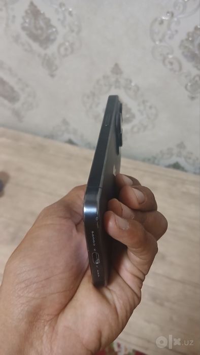 Iphone 15pro sotiladi