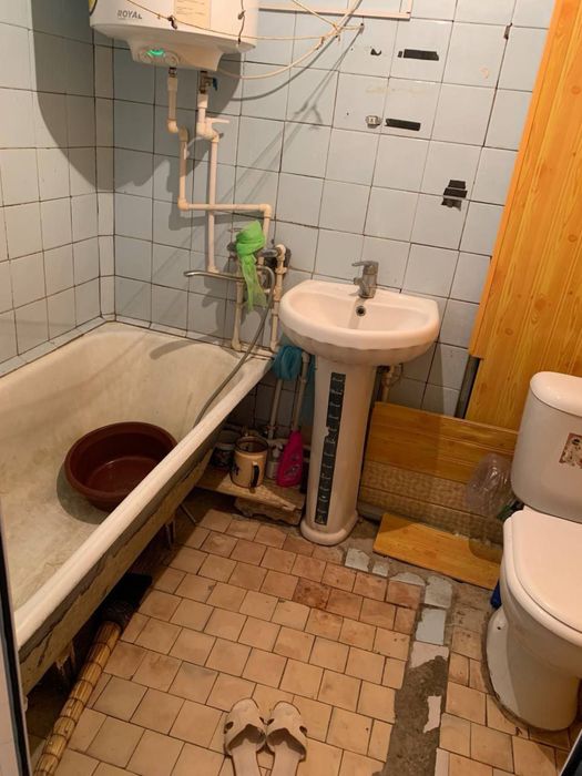 Срочно Вокзал УзГазОил квартира ижарага берилади оила ва студентларга!