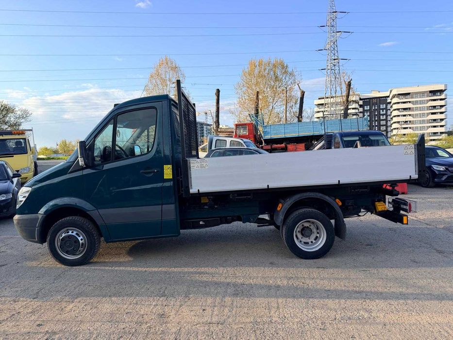 Mercedes Sprinter 415 / 3,5 T / basculabila pe cutie