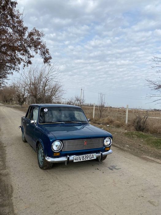 Jiguli 11 1973 sotiladi