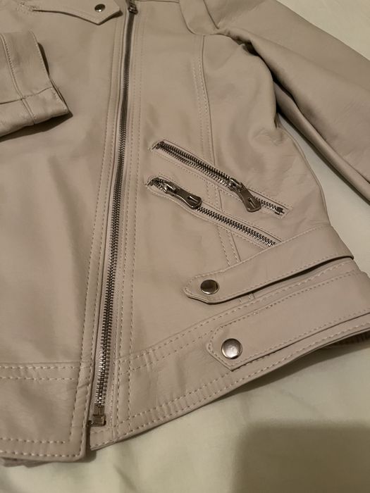 Кожено яке и бордо бомпър H&M