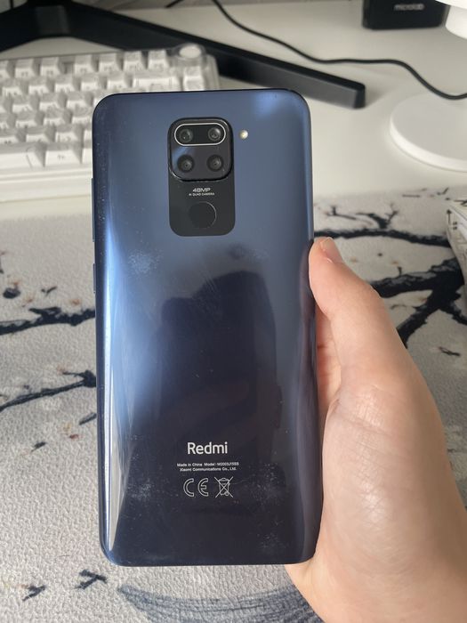 Продаю Redmi Note 9