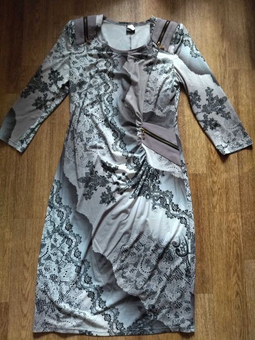 Платья вечерние, размер 46