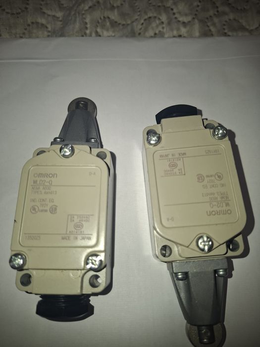Omron WLD2-Q Limit Switch
OMROM