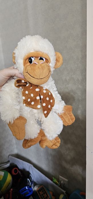 Продам орто-коврик, обезьянка в подарок