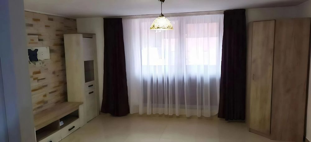 Proprietar vând Garsonieră Modernă + Ters. Prop 10mp /Coresi/Tractorul