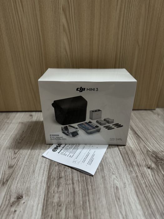 Dronă DJI MINI 3 / FLY More Combo R.C / NOUĂ / SIGILATĂ.