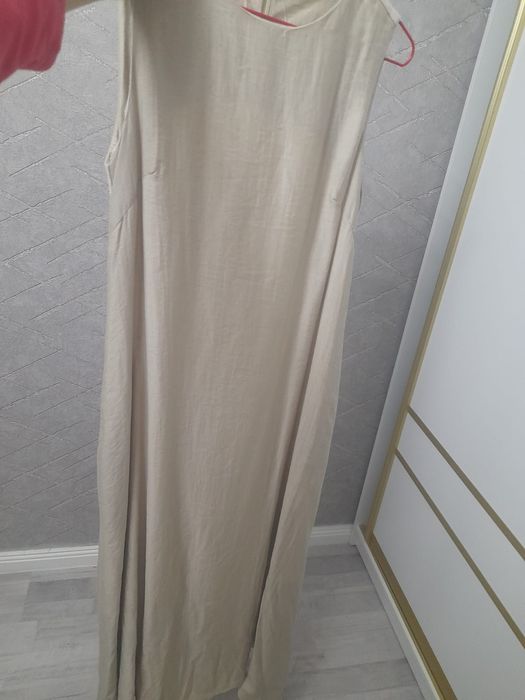 Продам платья женские