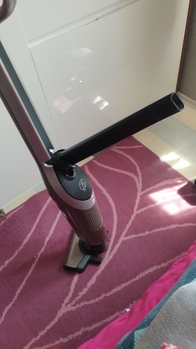 Безкабелна прахосмукачка BOSCH FLEXXO 4