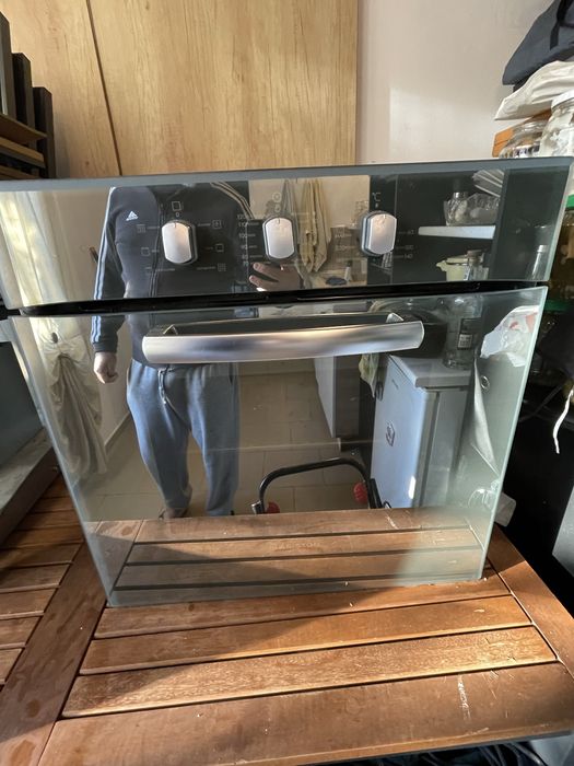 Cuptor electric si plita pe gas Ariston
