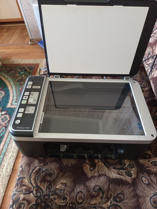 Продам принтер  срочно