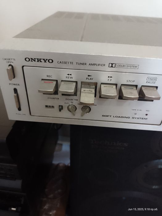 Дек, тунер, усилвател