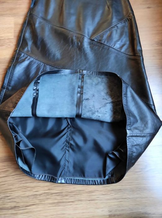 Дълга черна лъскава кожена пола от истинска естествена кожа, размер L