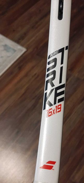 Babolat Pure Strike 16 x 19