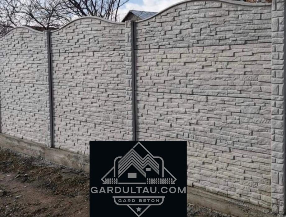 Gard beton placi stâlpi montaj