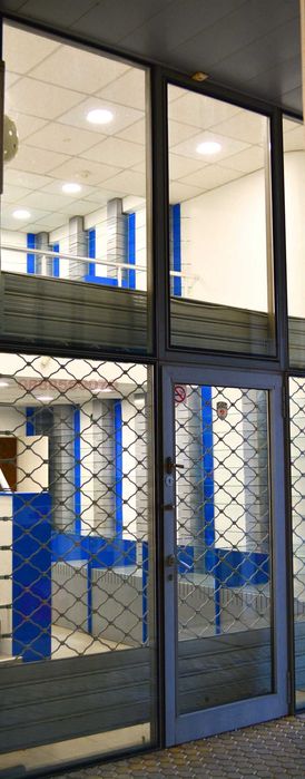 Дава се под наем Магазин в София, Надежда 4 - 46 кв.м за 326.4 € - Снимка #12