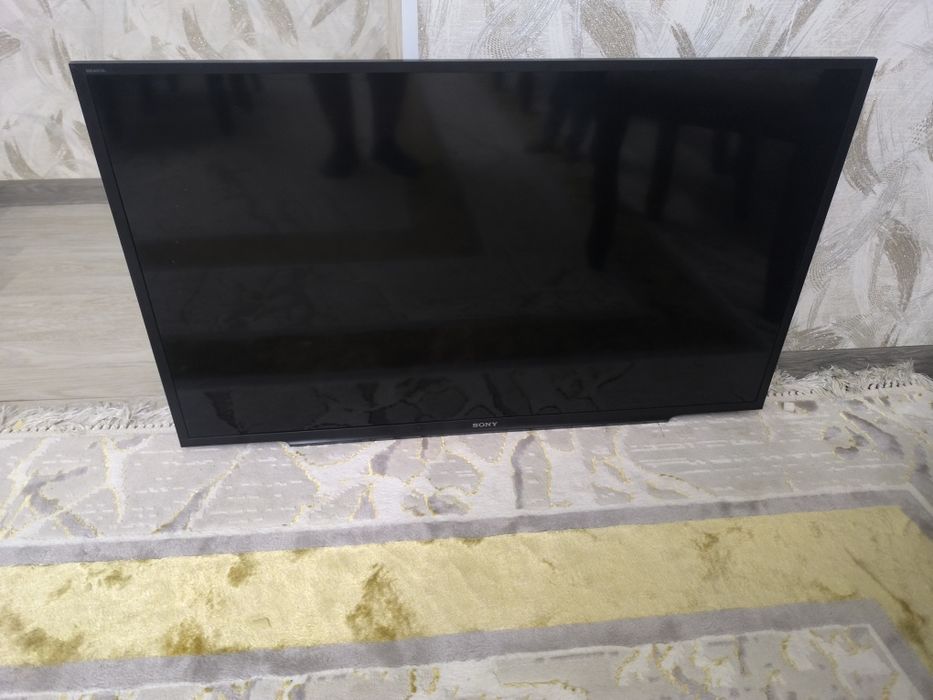 Телевизор SONY..