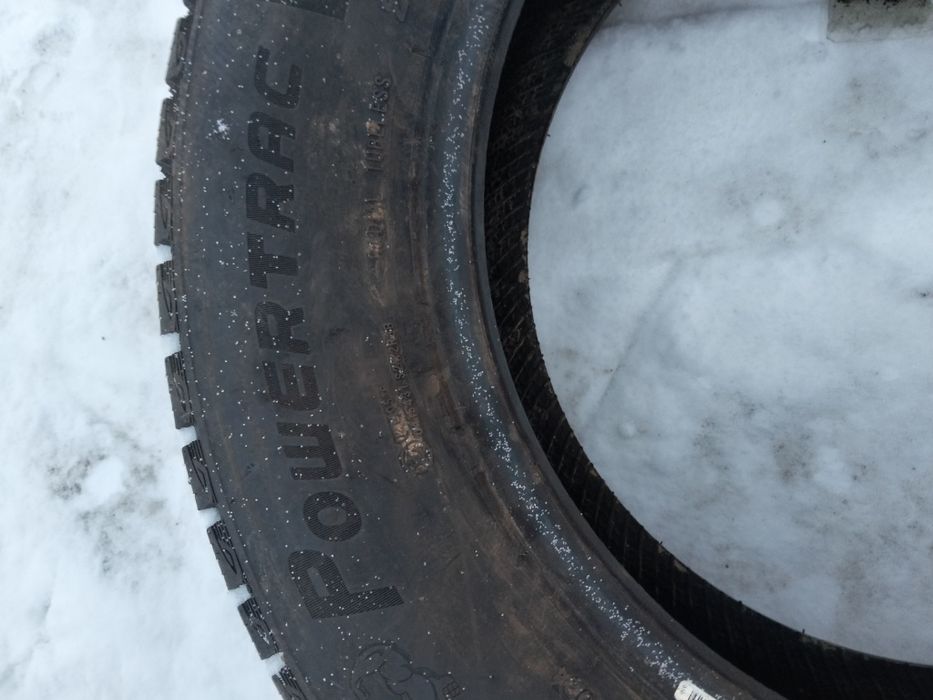 Зимные шина 1шт в