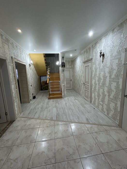 Продается большой частный дом