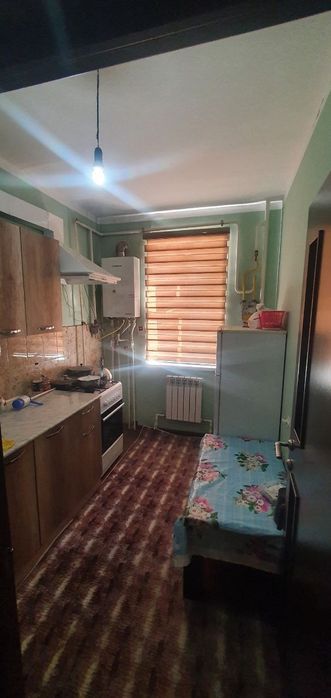 Чирчик шахар, Амир темур(Роша) кучаси, 69 уй 4 этаж 2 хонали 44 кв м