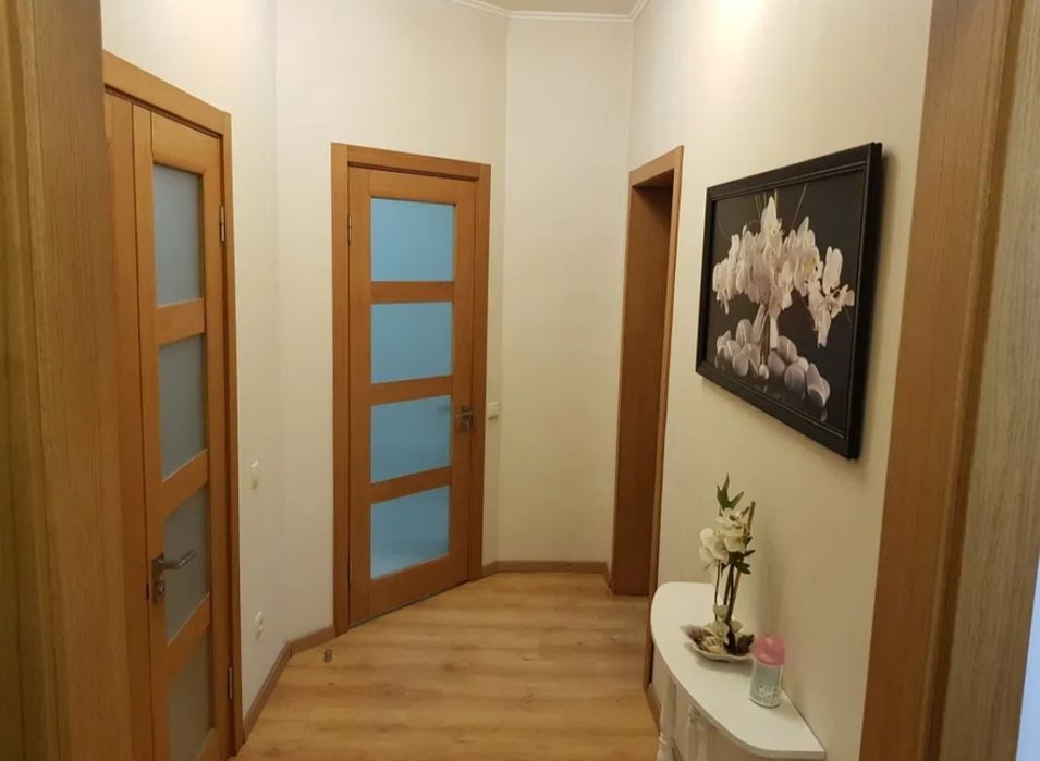 Проспект Сарыарка 11, 2 часа 2000