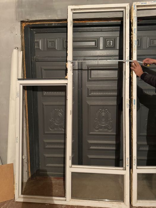 Продается пластиковые окна двери