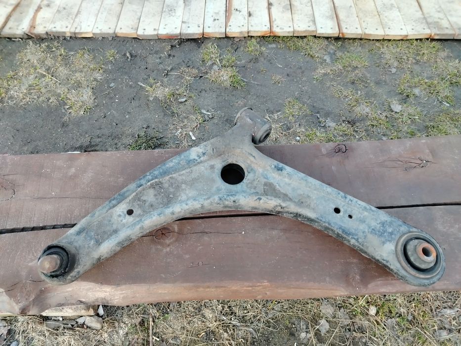 Запчасти от машины Mitsubisi Outland 2007 годer