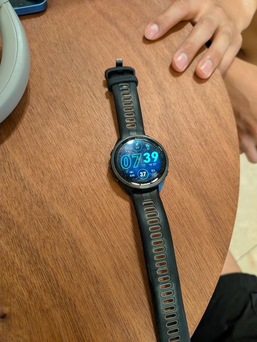 Garmin forerunner 965 в идеальном состоянии