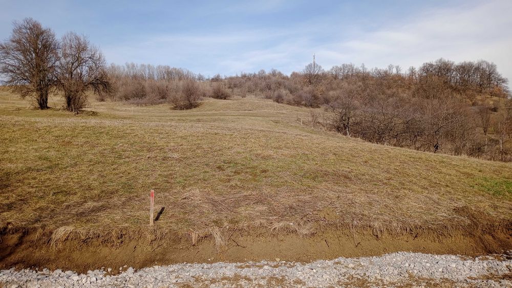 Продава се Парцел в Перник, Изток - 1400 кв.м за 68 €/кв.м - Снимка #3