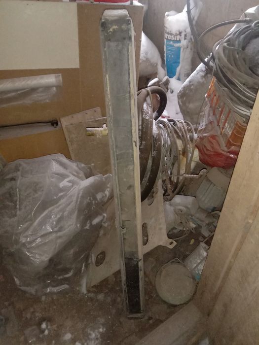 Продам бампера на ваз 2121