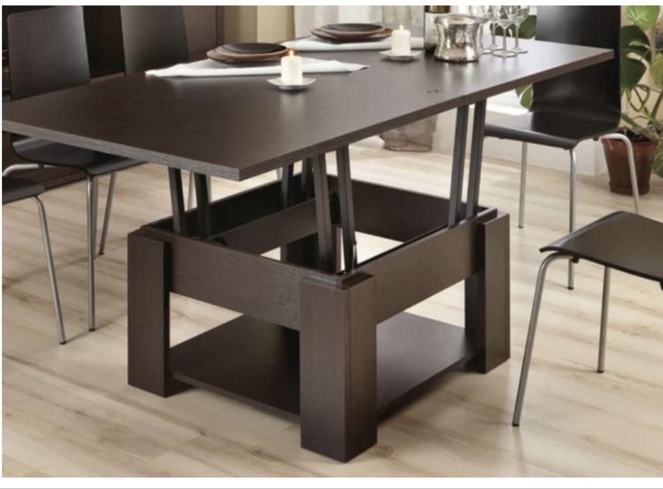 Стол трансформер. В отличном состоянии.