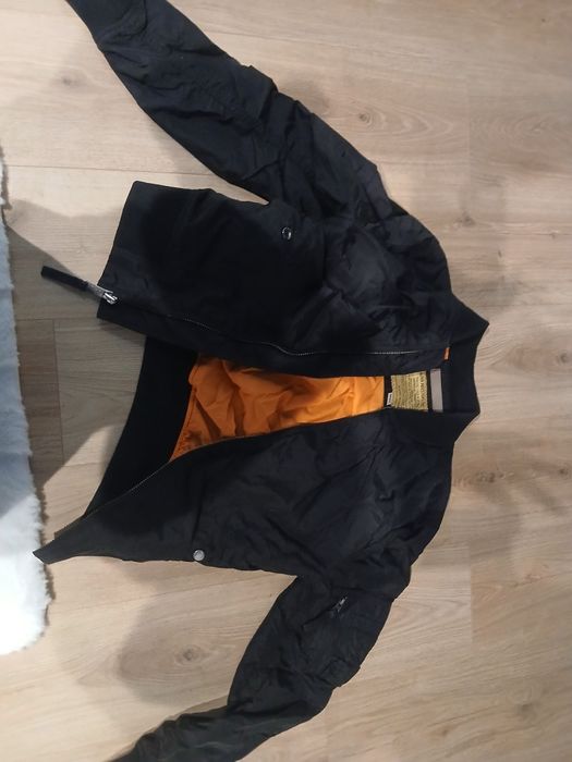 Alpha industries бомбър 75 евро