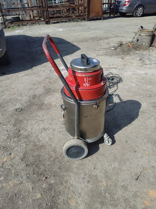 Vand aspirator industrial Pullman Ermator W250P