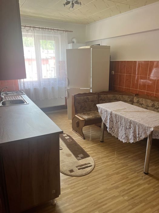 Apartament 2 camere de inchiriat