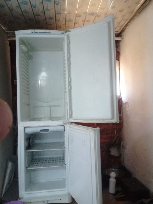 Продаётся холодильник и стиральная машина