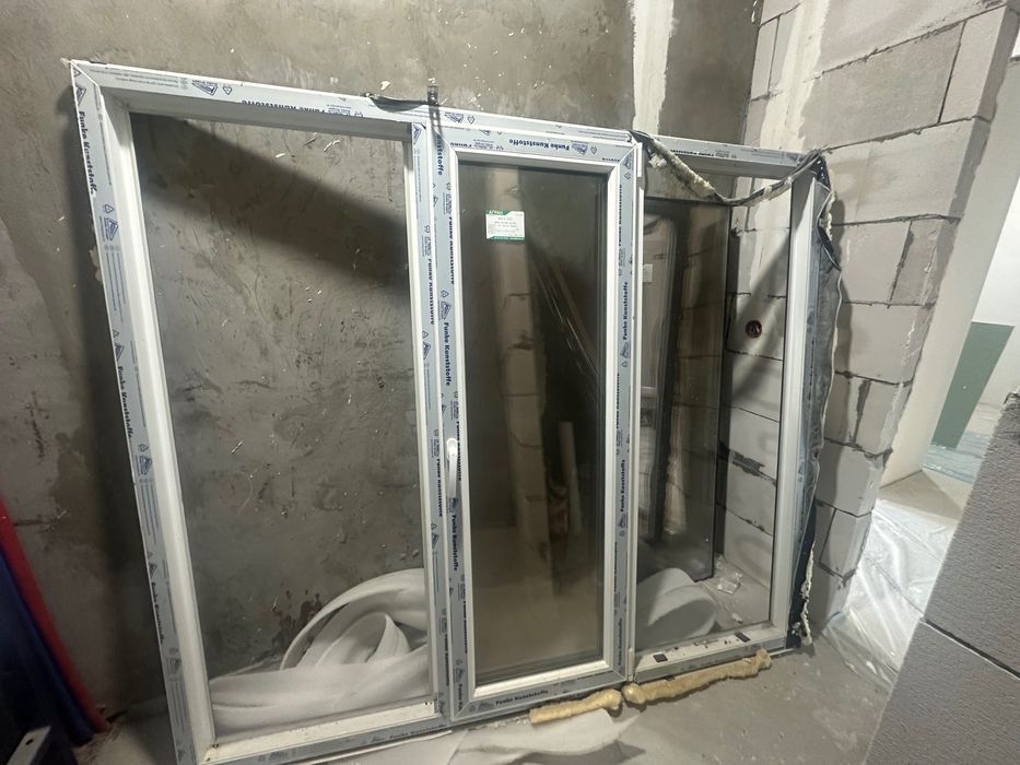 Продам б/у пластиковое окно