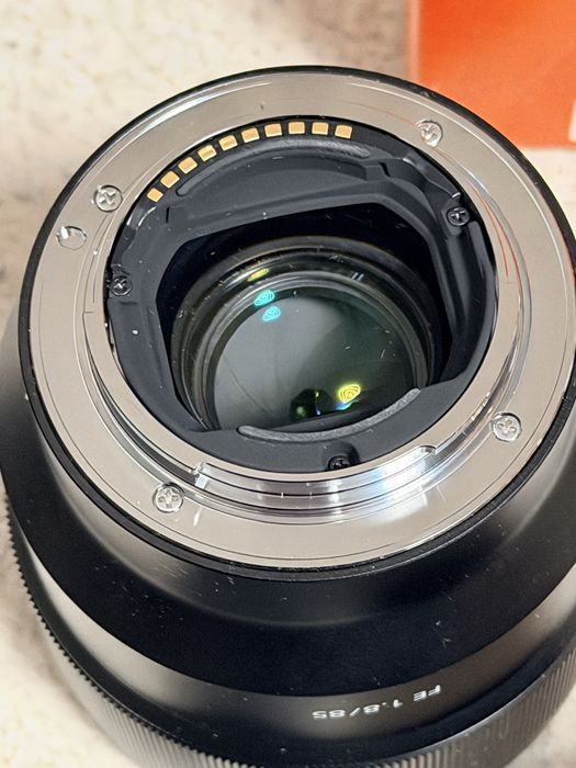 Obiectiv Sony FE 85mm F1.8  Full Frame Nou in cutie
