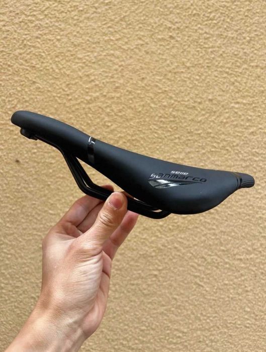 велосипедное сиденье