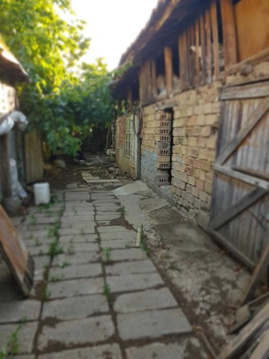 Продава се къща в село Райнино