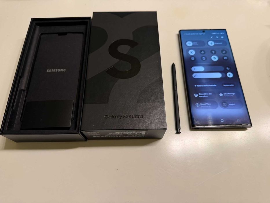 Samsung S22Ultra, 256GB, stare excelenta,primul si singurul proprietar