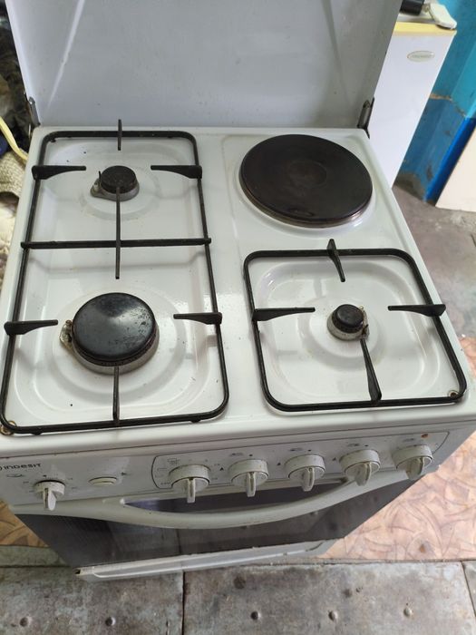 Газовая плита Indesit