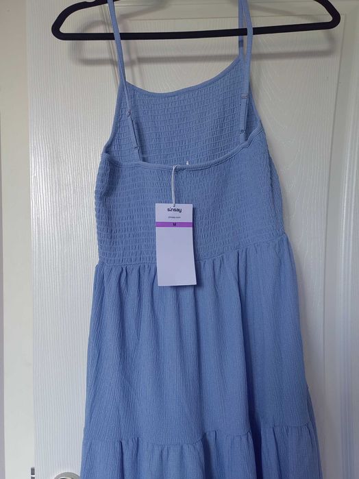 Дамска рокля лятна С/М размер нова