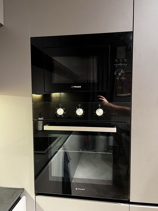 Микровълнова за вграждане Pyramis