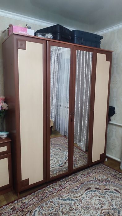 Спальный гарнитур