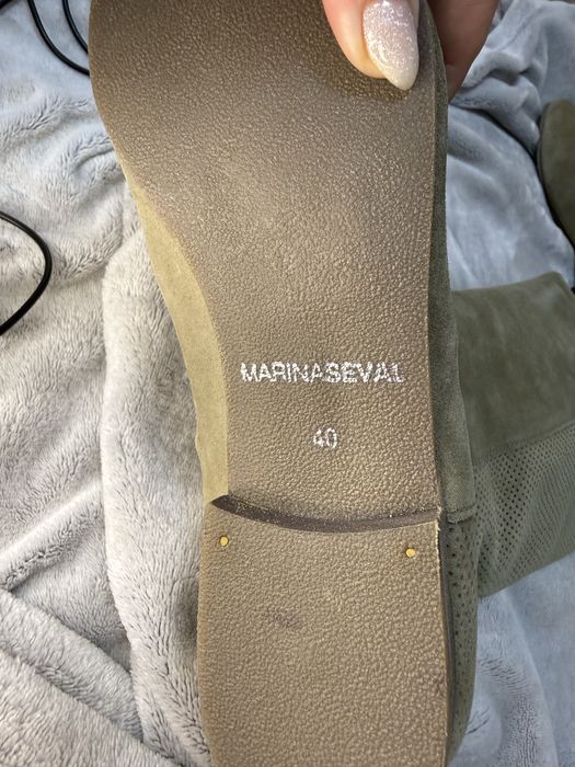 Ботуши номер 40 велур