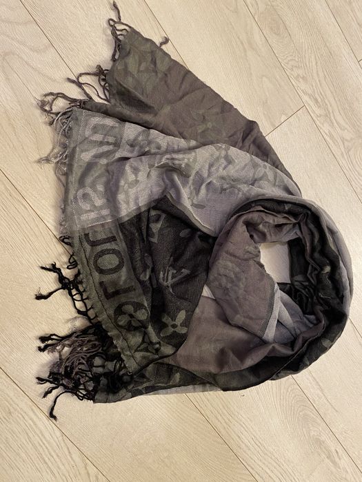 Eșarfă Louis Vuitton