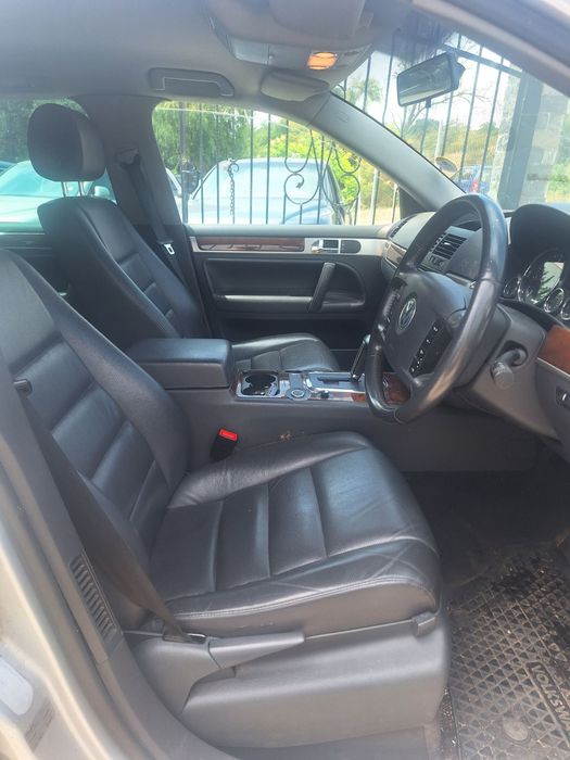 VW Touareg 3.0 TDI V6 , 224 к.с. , 60 броя на части