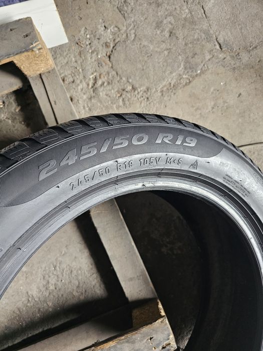 4 anvelope iarna 245 50 19 Pirelli Runflat 2022