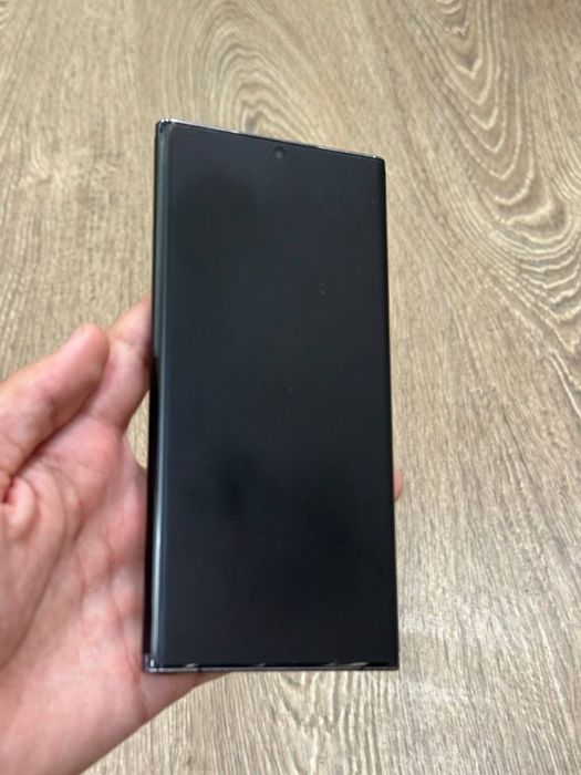 Samsung galaxy s22 Ultra 12/512GB